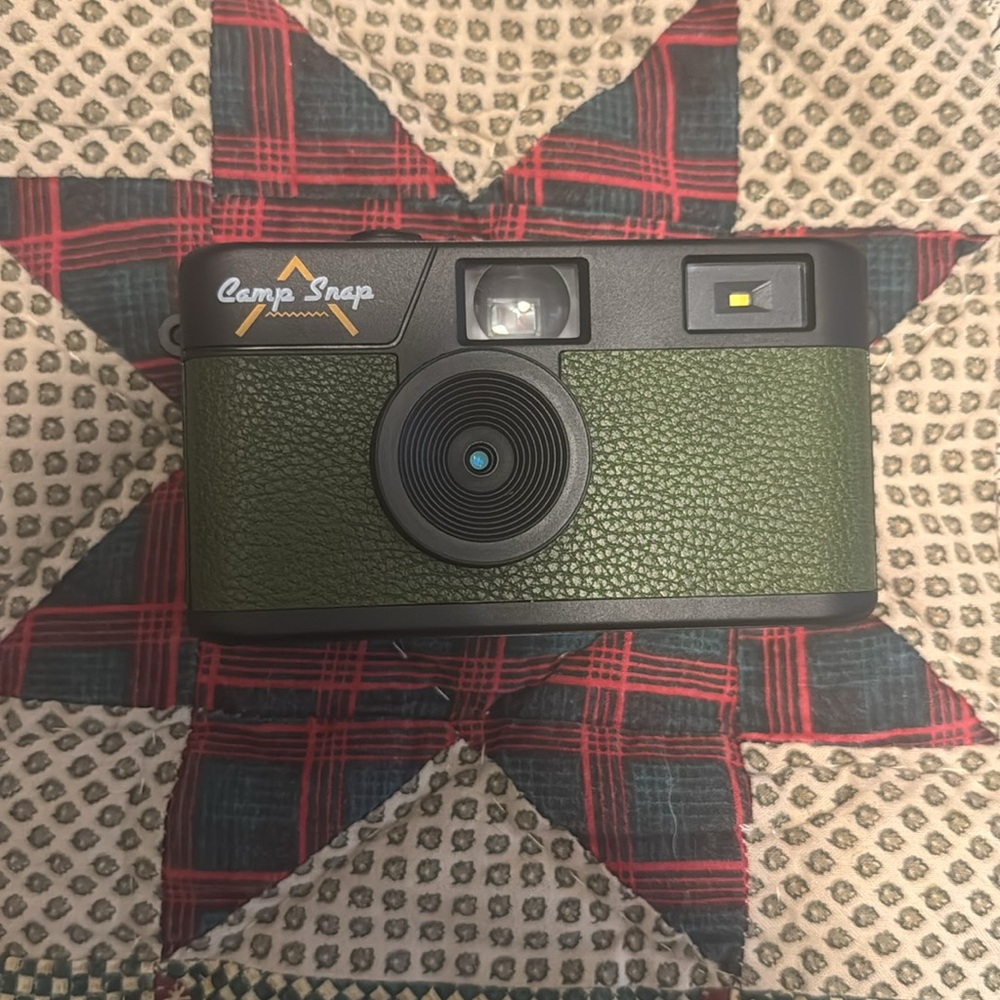 Eco-Friendly Digital Camera - Black - Picture 2 of 4